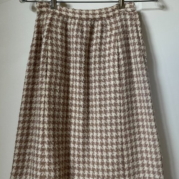 Bonwit Teller Skirt and Jacket set - Picture 2 of 5